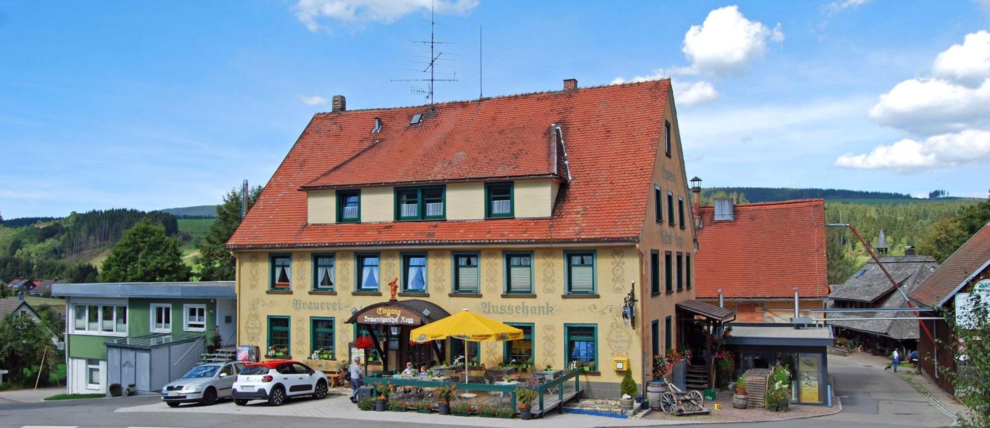 Brauereigasthof Rogg Lenzkirch Exterior photo